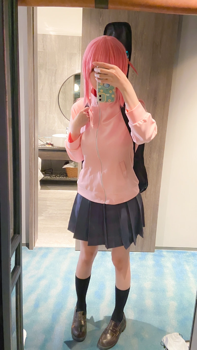 Arty Huang Arty亚缇 cosplay Bocchi Bocchi The Rock 44-lusbabe-net