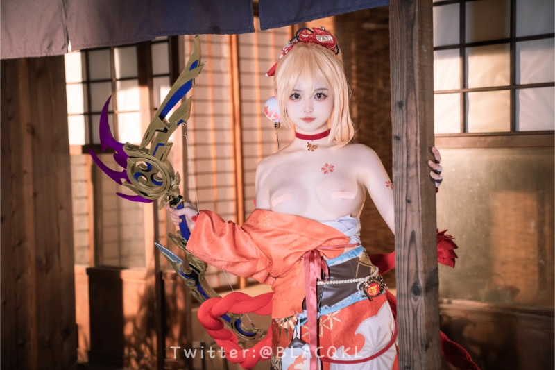 Blacqkl 白莉爱吃巧克力 cosplay Yoimiya Genshin Impact 273-lusbabe-net