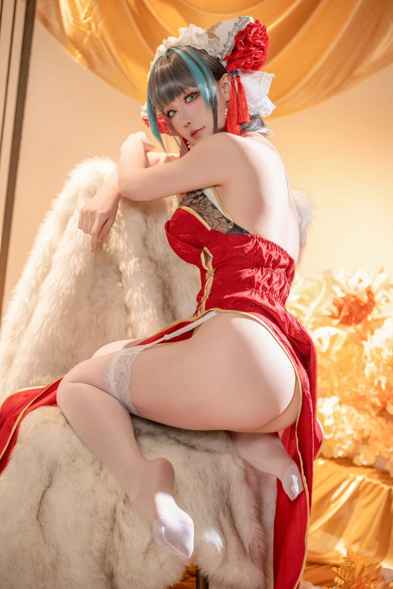 Hoshilily (星之迟迟) as Cheshire Ero Cosplay – Azur Lane
Cheshire’s frilly maid outfit ripped open, huge tits spilling from black lace, cat ears twitching. Ahegao grin begging “Master, pet me deep~”. Dripping pussy in torn stockings. Uncensored 4K-8K photos + videos, zero mosaic.

