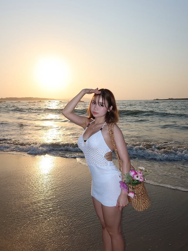 Rank Math has detected new post types blocks featured item. You may want to check the settings of the Titles Meta page and the Sitemap 2-lusbabe-net