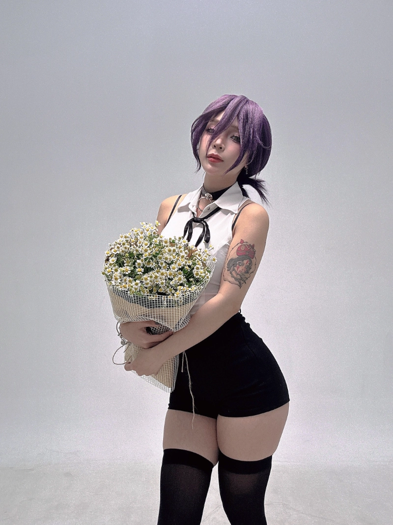 Umeko J cosplay Reze Chainsaw Man 79-lusbabe-net