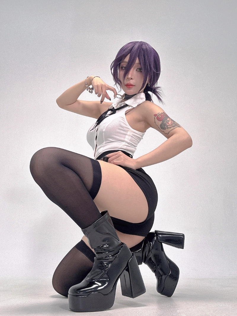 Umeko J cosplay Reze Chainsaw Man 82-lusbabe-net